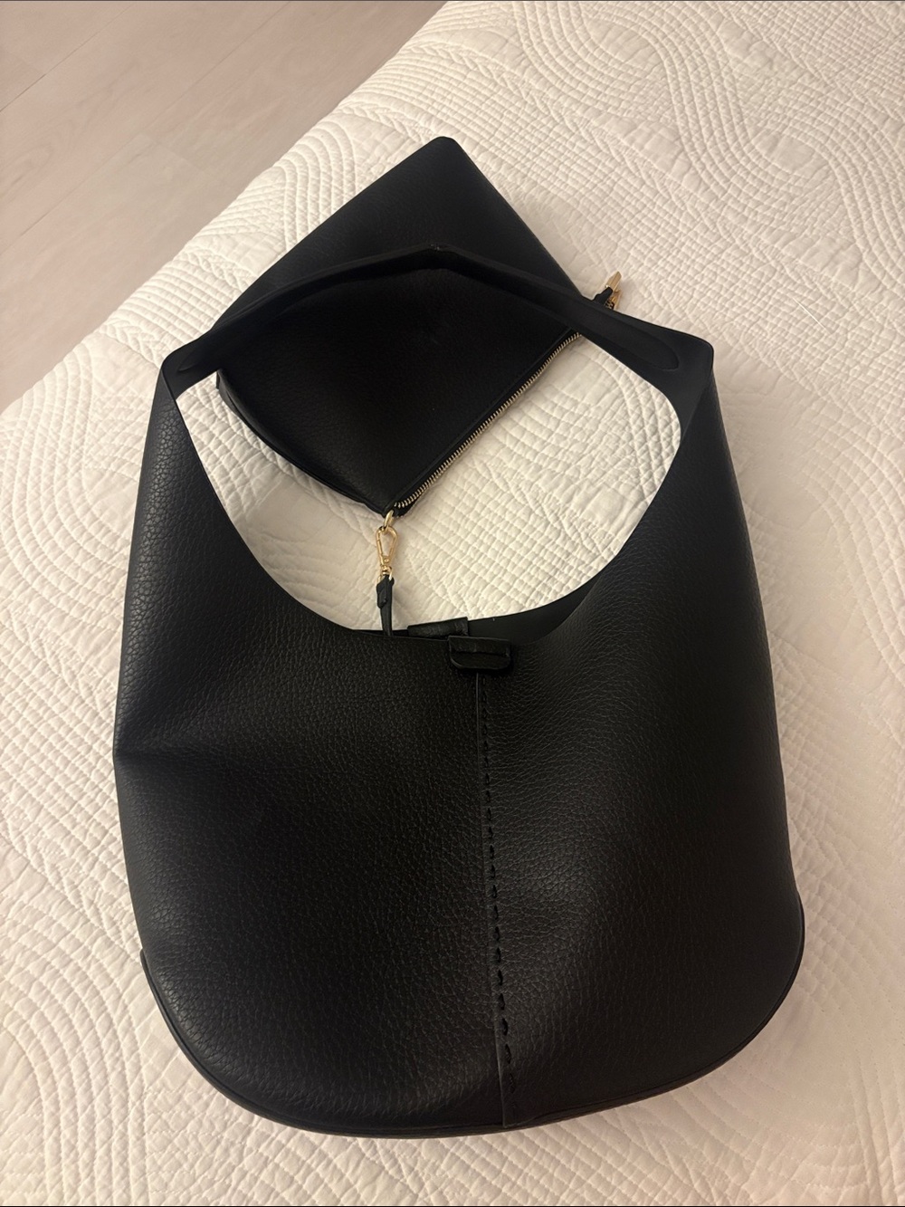 Black Women’s Hobo Shoulder Bag with Pouch